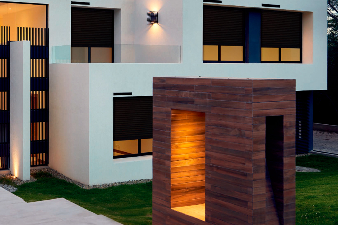 Fabiraction, installation, Motorisation Solaire des Volets roulants  Frjus