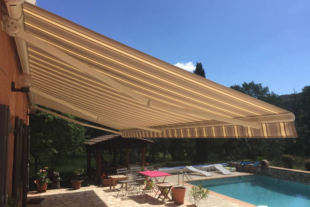 Fabiraction, installation, Store banne Semi Coffre   Frjus