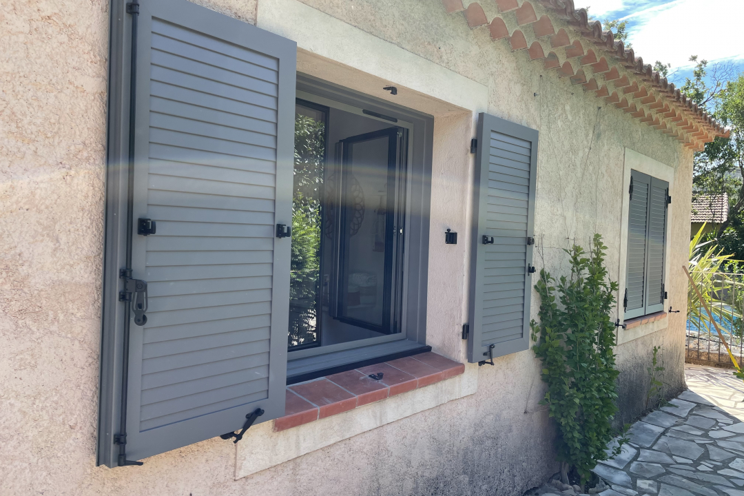 Fabiraction, installation, Volets Battants EHRET  Frjus