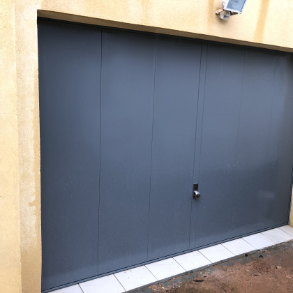 Porte de Garage Basculante 